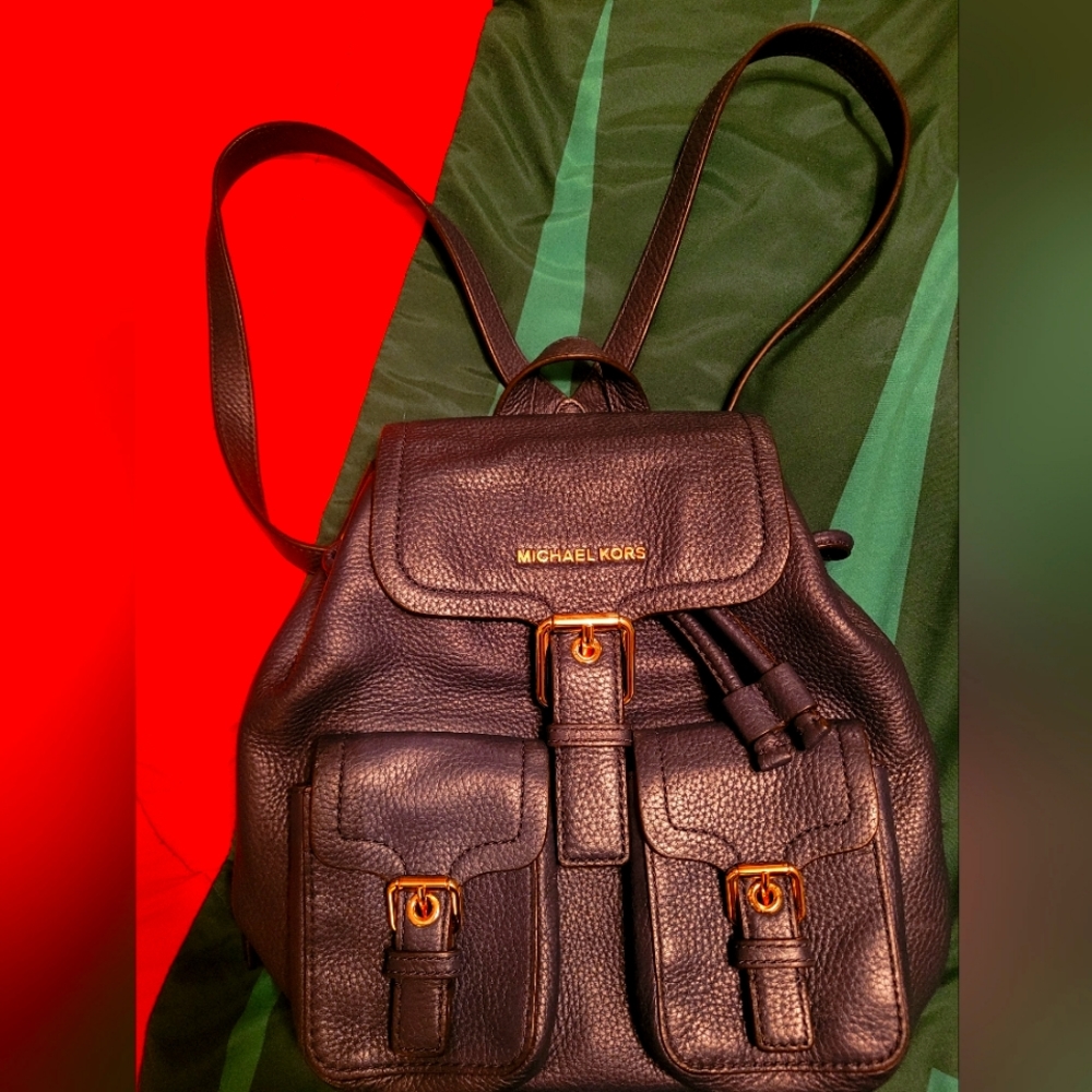 Michael Kors Small Flap Suzie Backpack in Navy and Gold